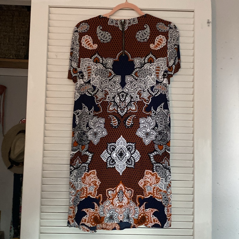 Express Patterned Shift Dress Size Small Guc - image 3
